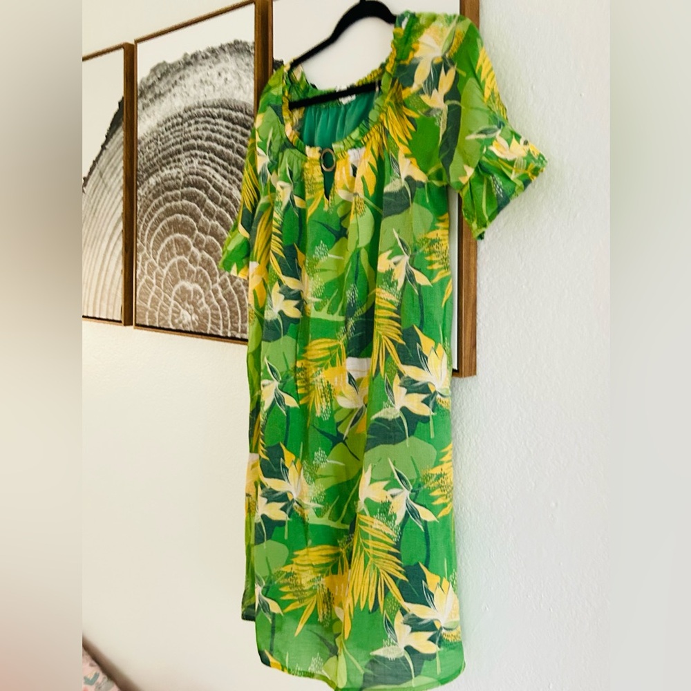 5/$25 Tropical Green and Yellow Patterned Dress M